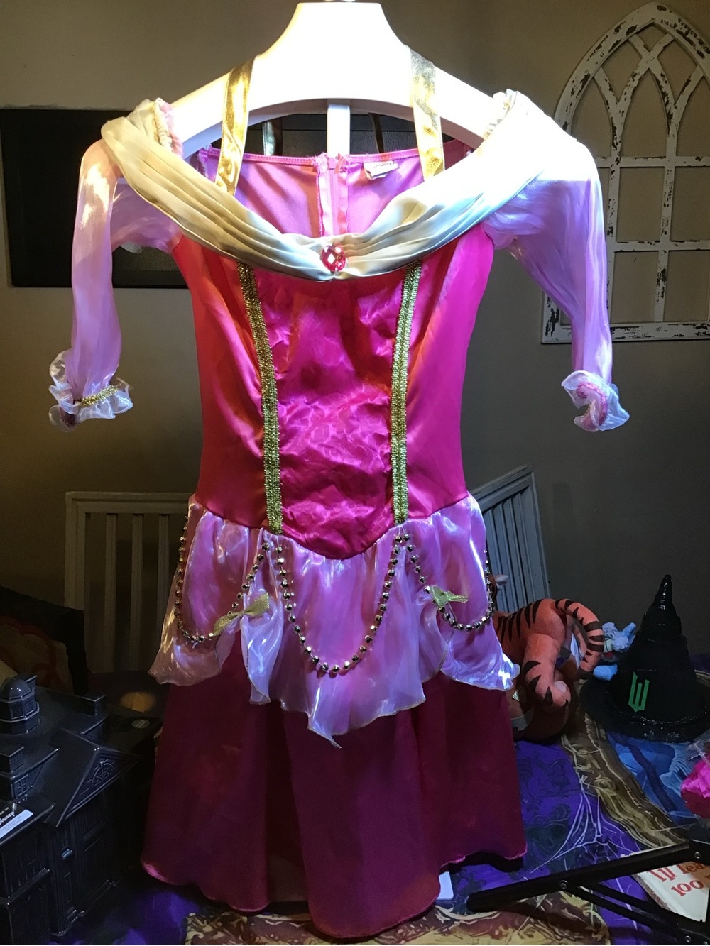 Disney Princess Aurora sleeping beauty adult costume size small 2-4